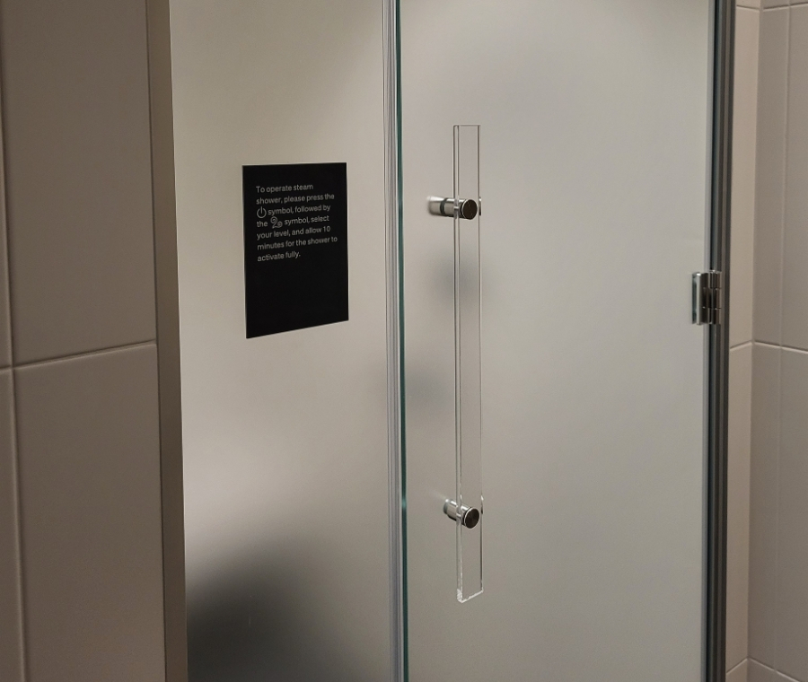 Glass door to steamroom
